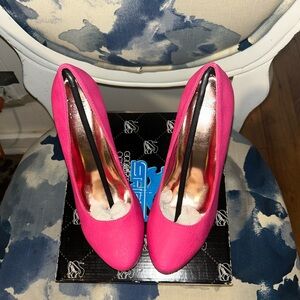 “Send Ur Price?”Beautiful “Shiekh” Fuchsia Classic Wedge Heel Elegant Design💕